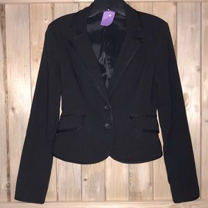 EUC Express Design Studio Black 2 Button Blazer